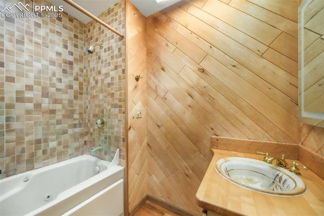 2755 Mount Herman Road