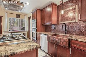 15245 Pleasant View Drive