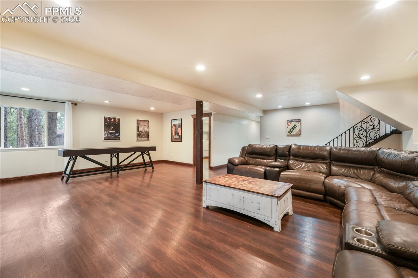 15245 Pleasant View Drive
