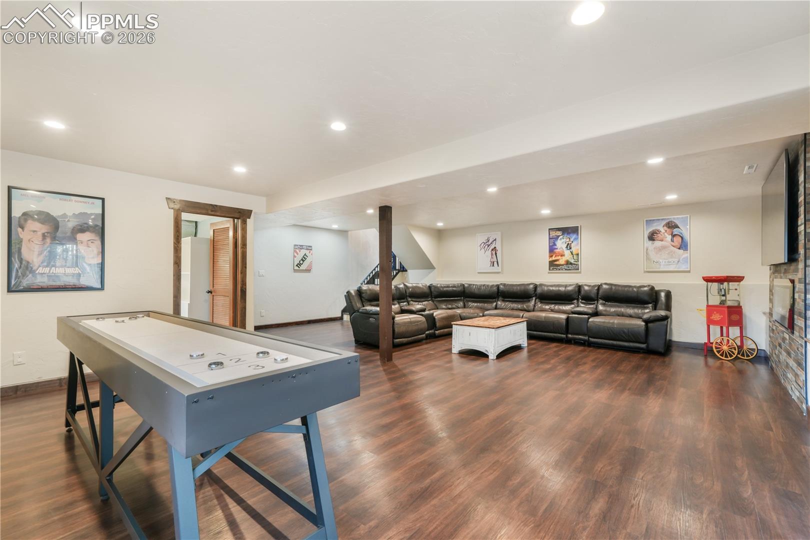 15245 Pleasant View Drive