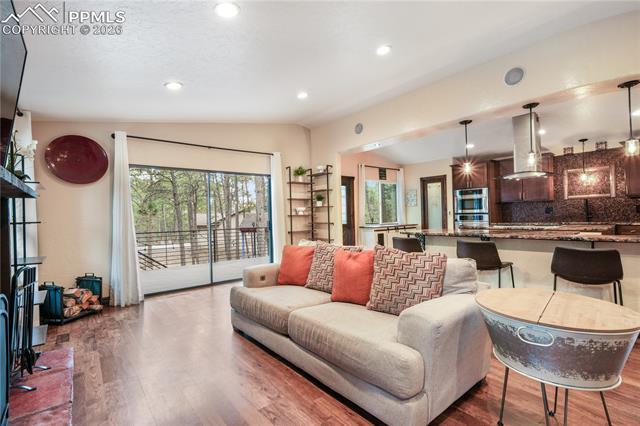 15245 Pleasant View Drive