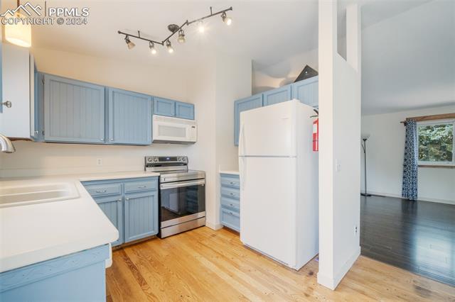 3734 S Quintero Street