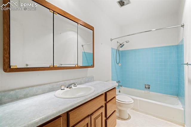 434 Valley Hi Circle Unit: A2