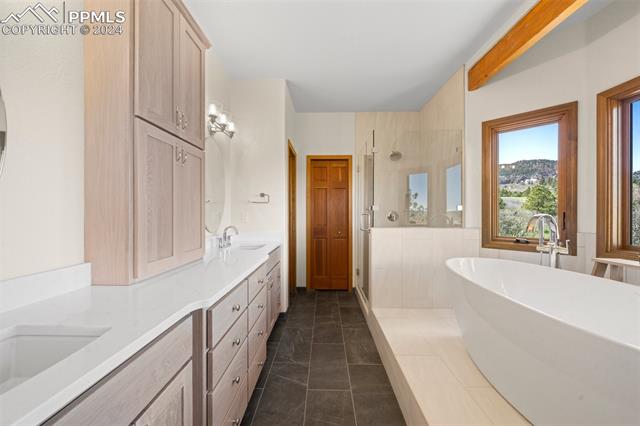 940 Forest View Road