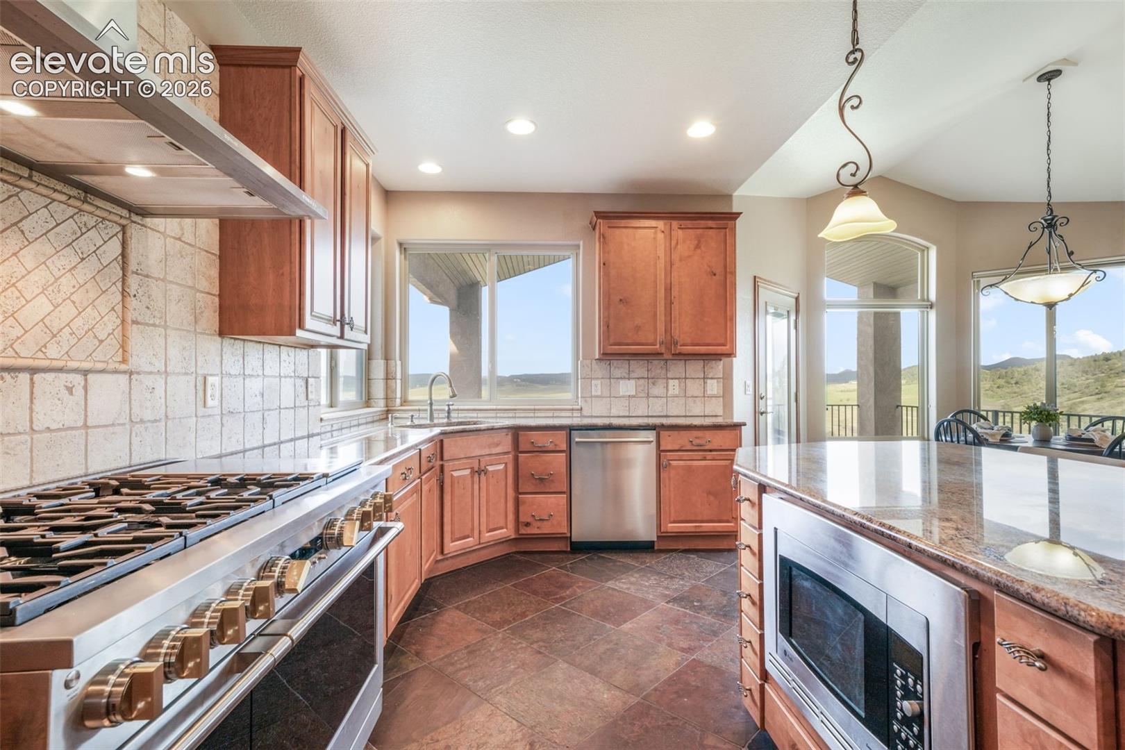 5441 Country Club Drive