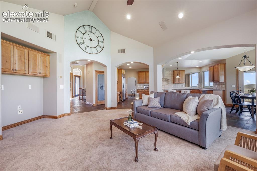 5441 Country Club Drive