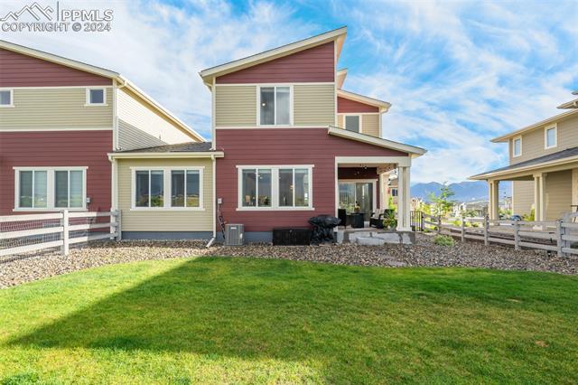 1794 Peak Prairie Lane