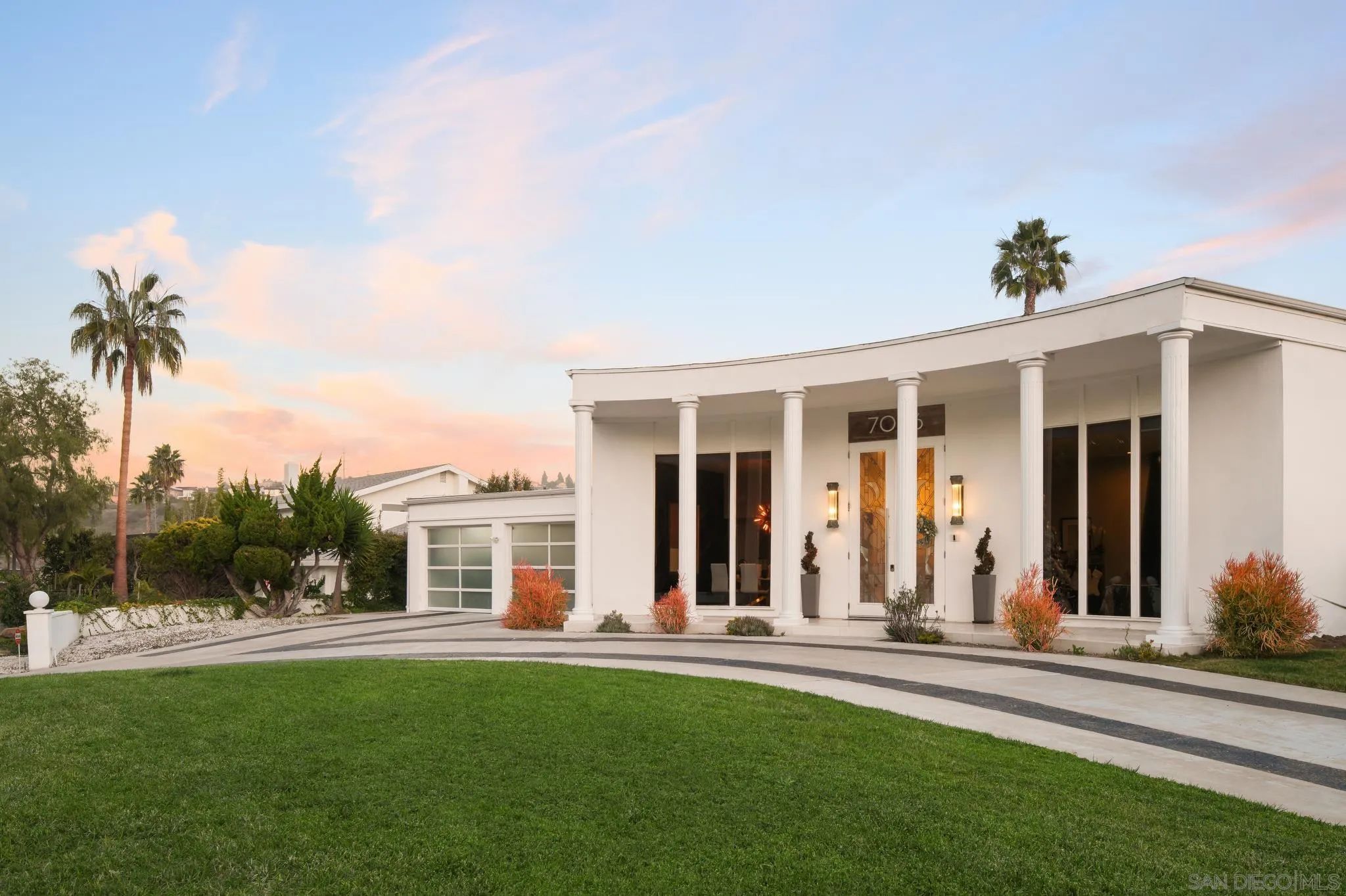 7026 Estrella De Mar Rd