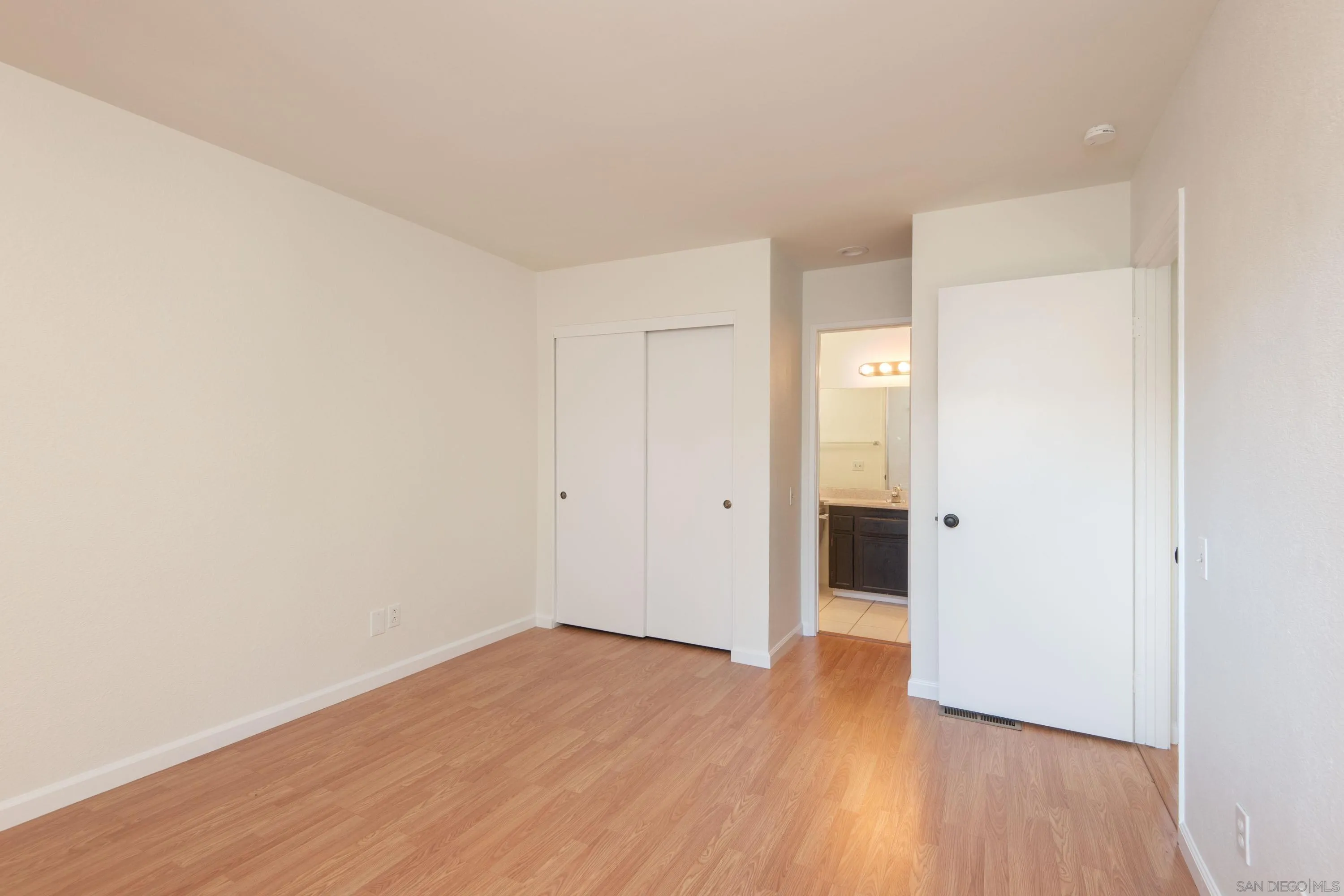 1819 Hornblend St #1