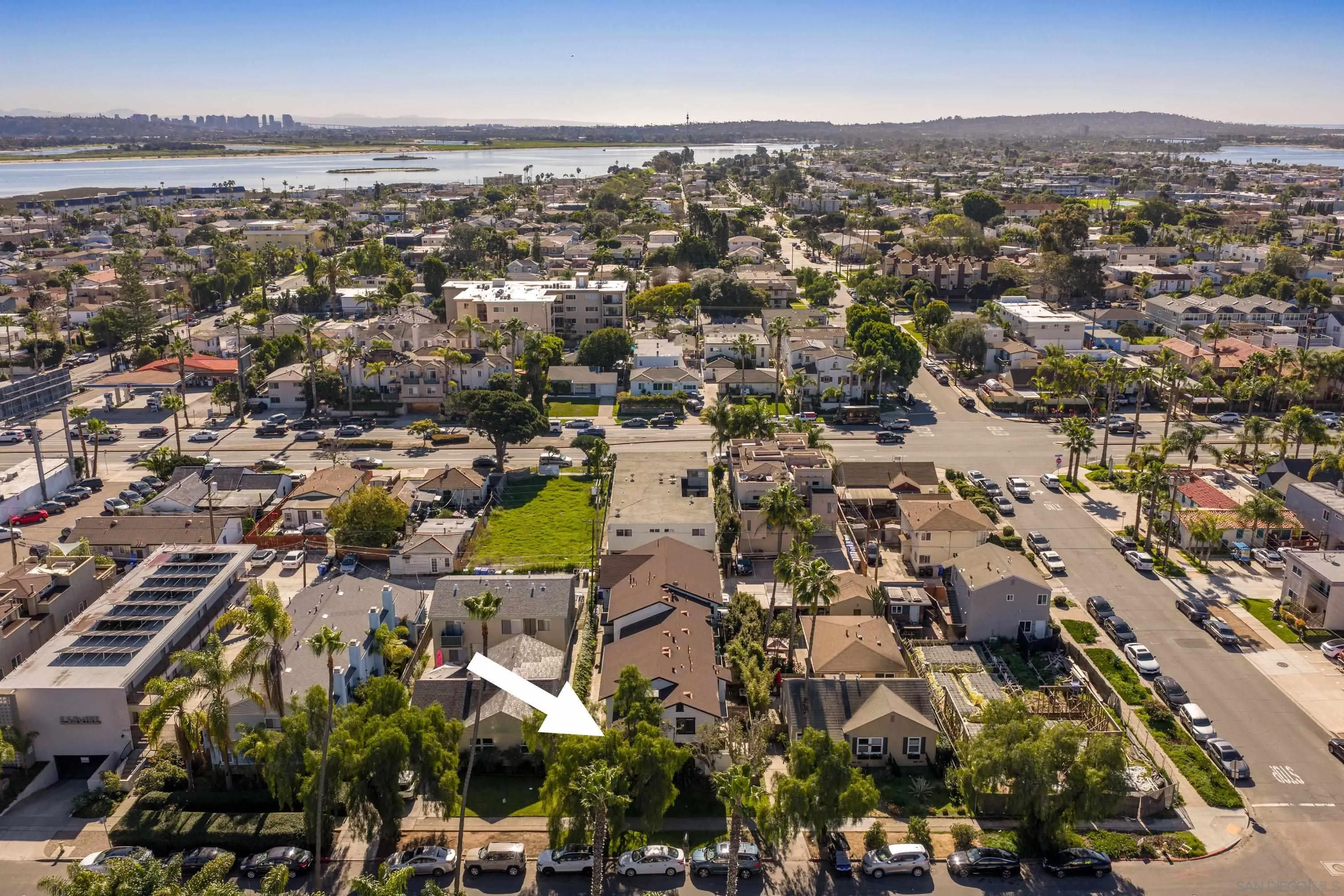 1819 Hornblend St #1