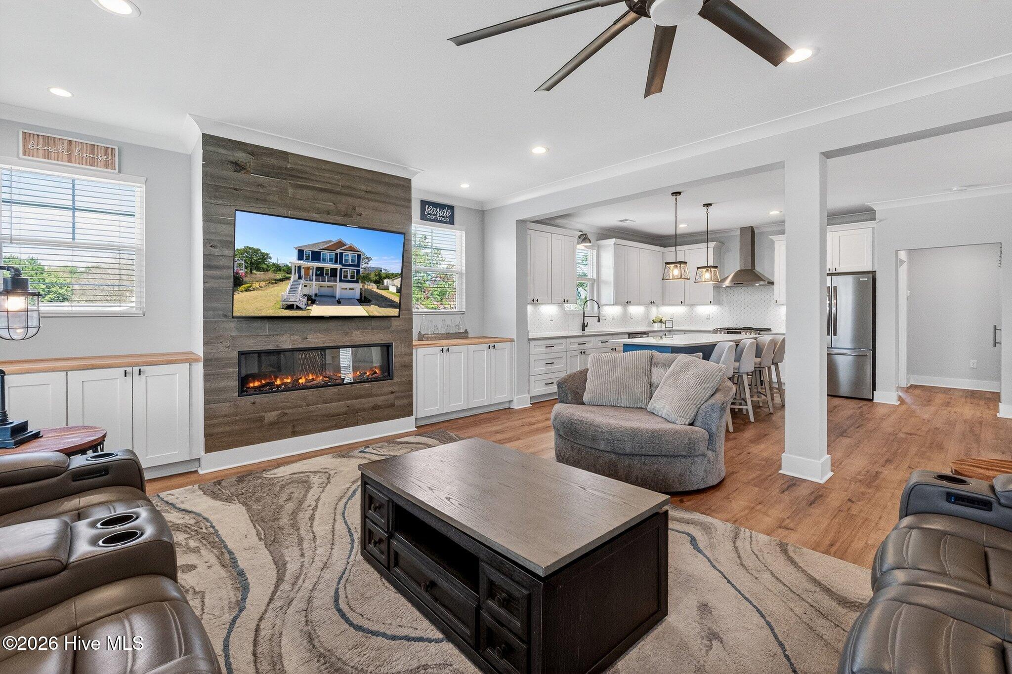8124 Lakeview Drive
