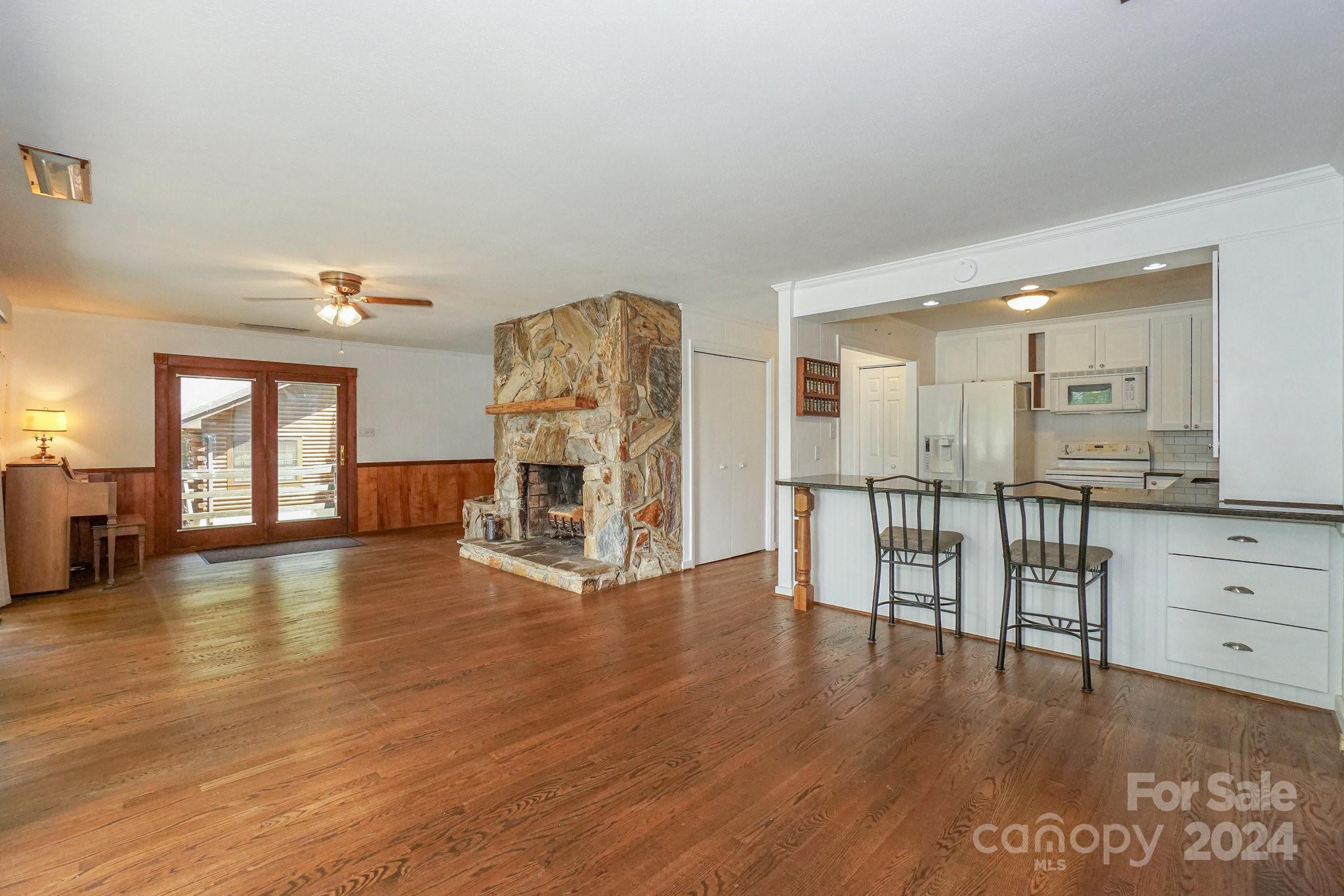 230 Shady Cove Road