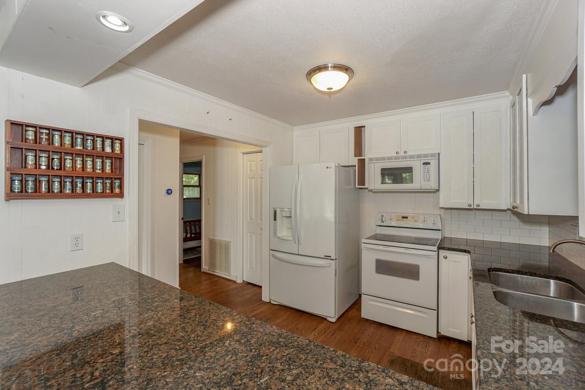230 Shady Cove Road