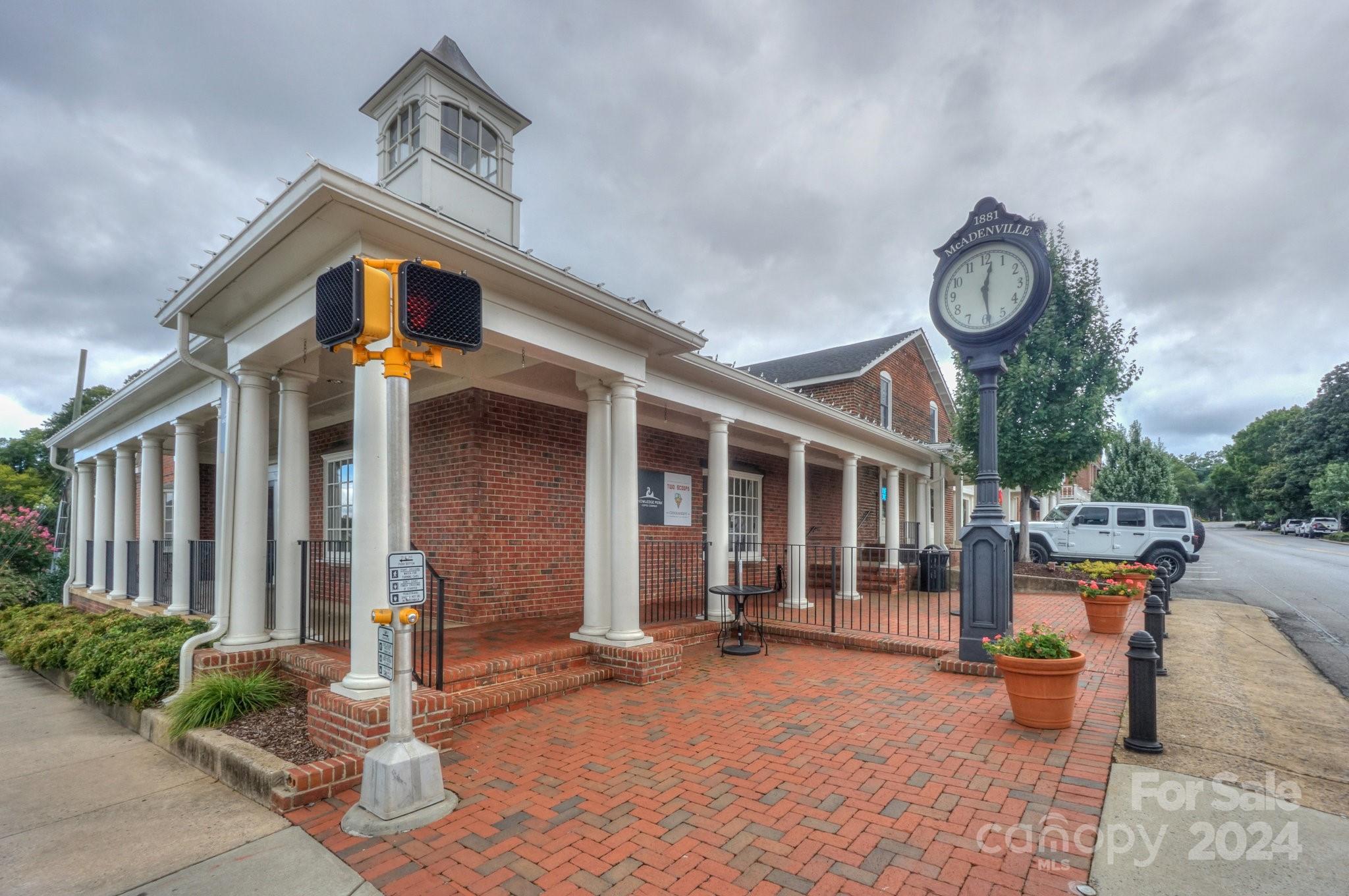 220 Church Street Unit: 92