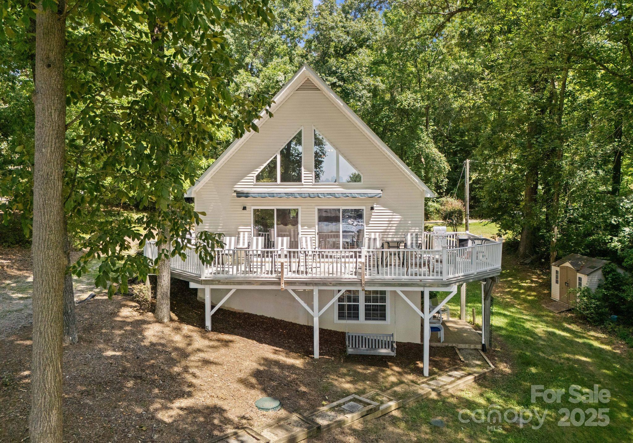7997 Redbird Lane