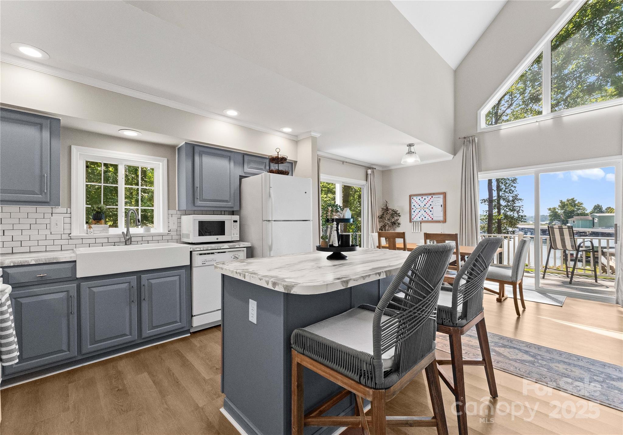 7997 Redbird Lane