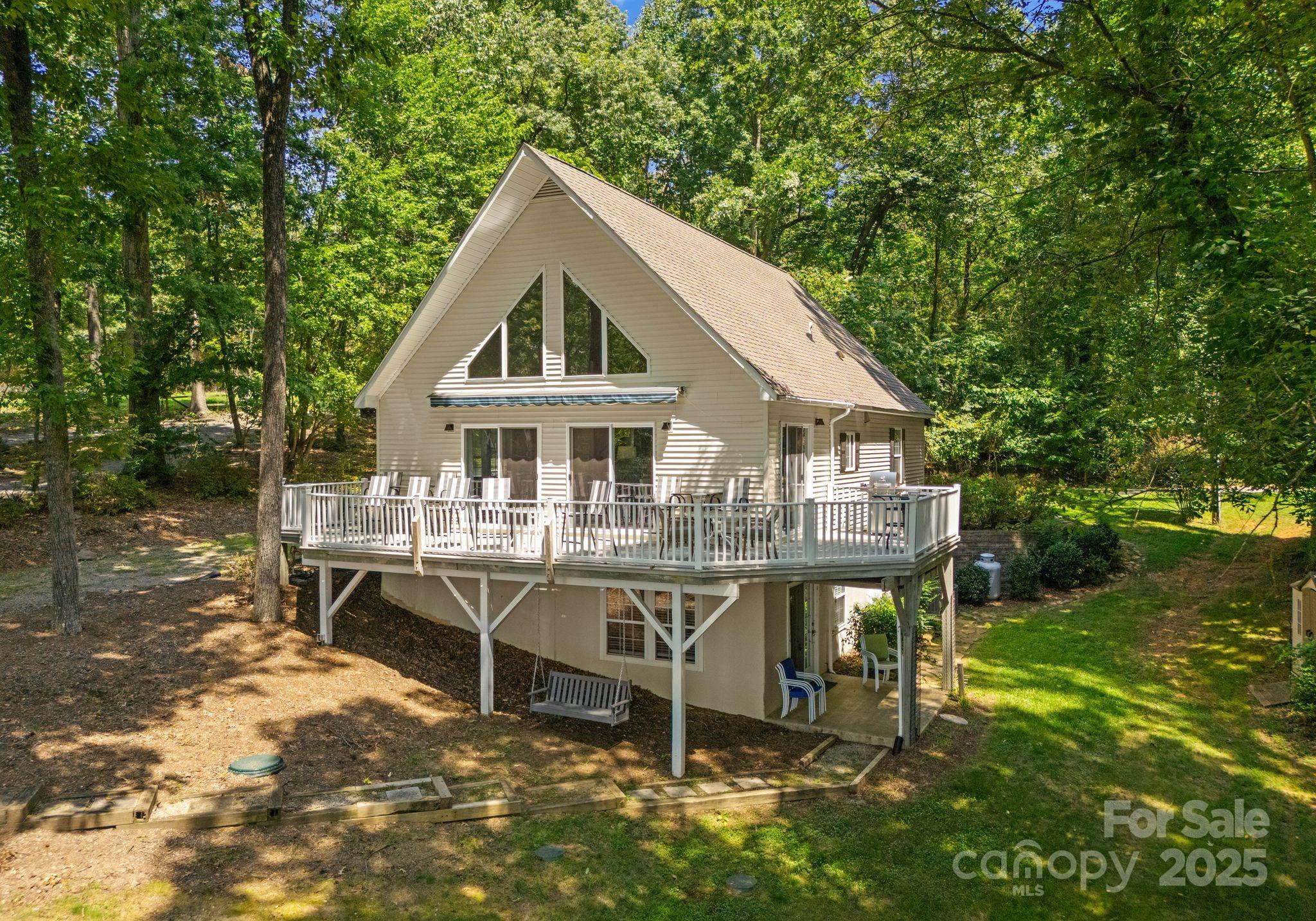 7997 Redbird Lane