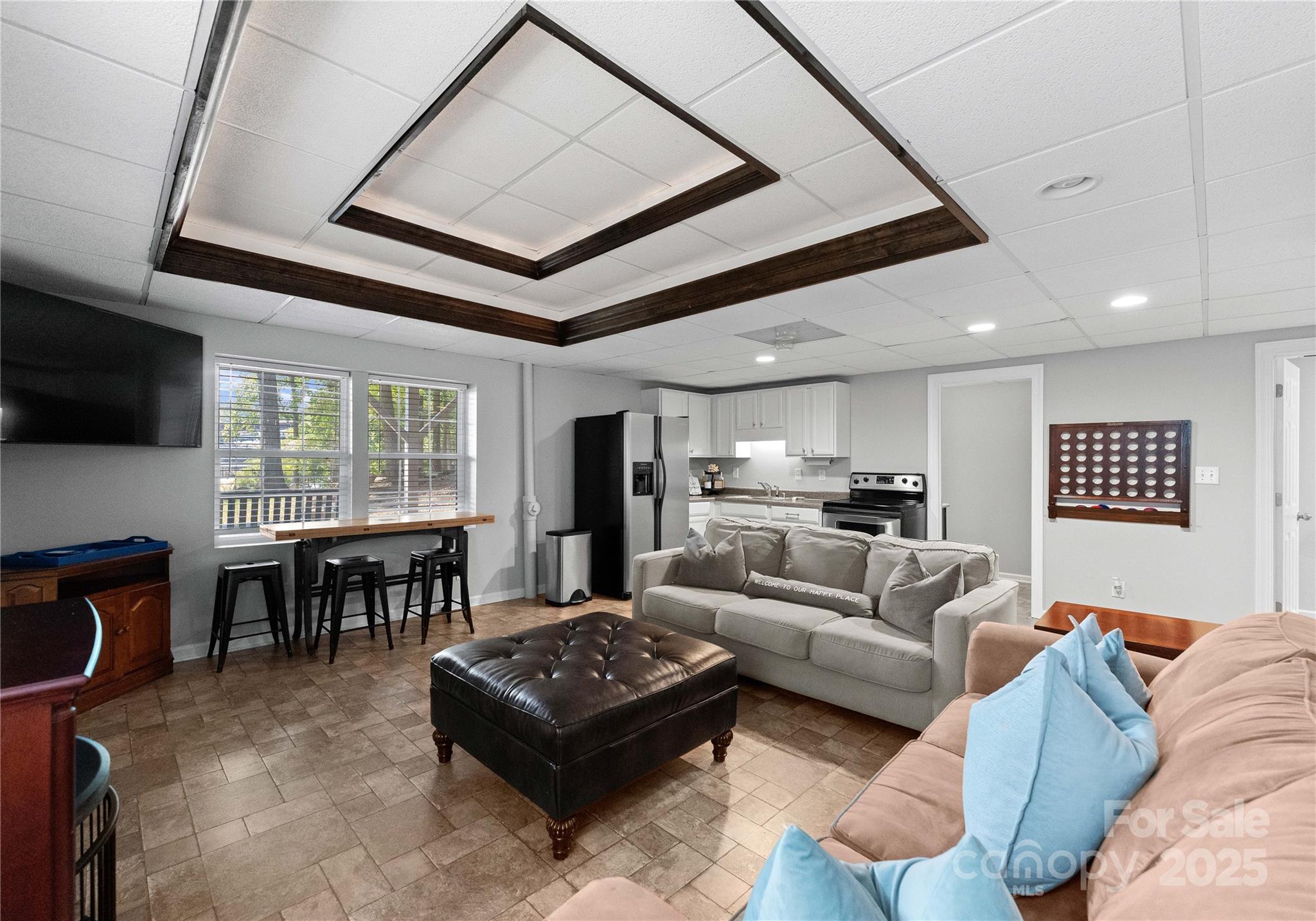 7997 Redbird Lane