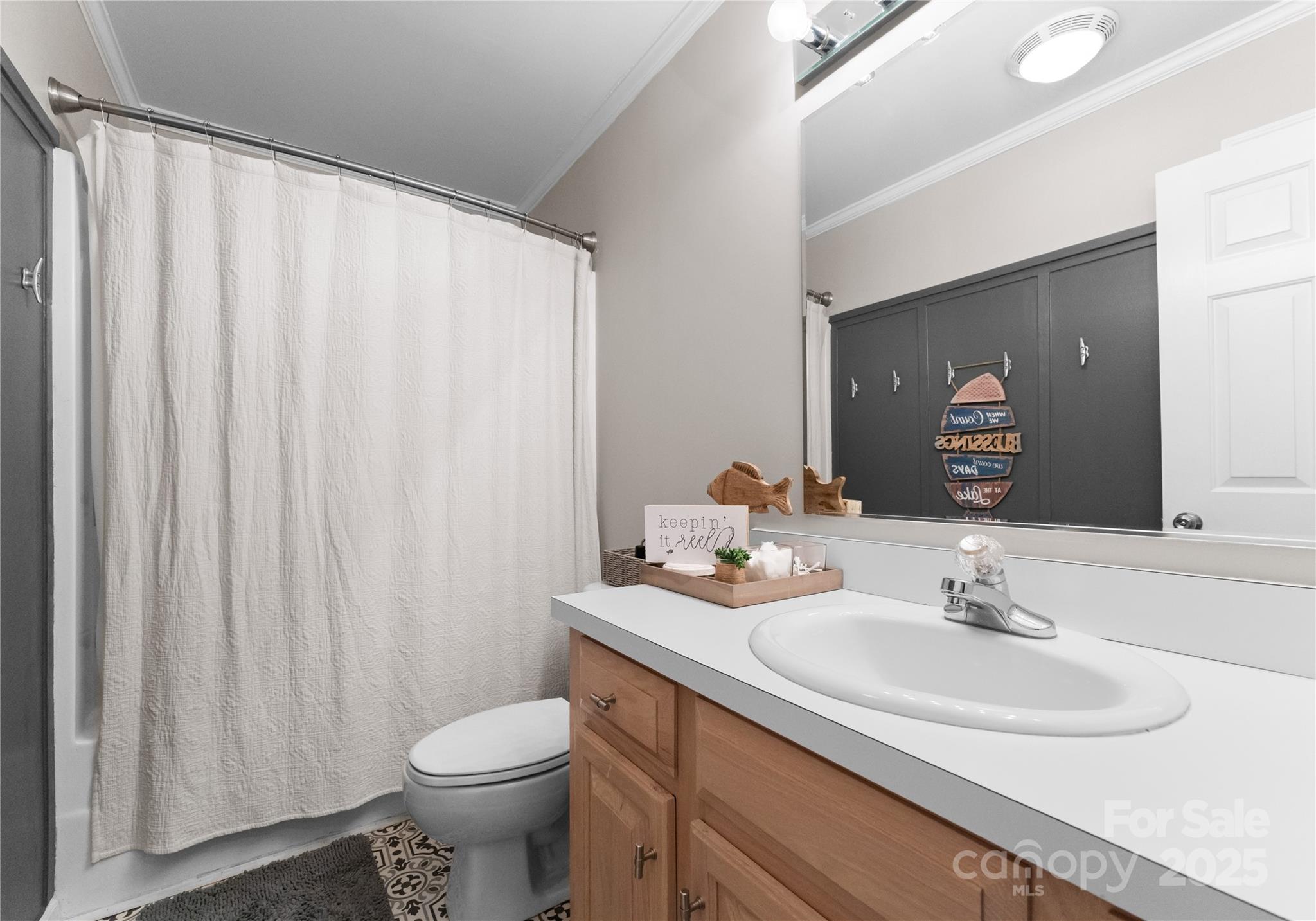 7997 Redbird Lane