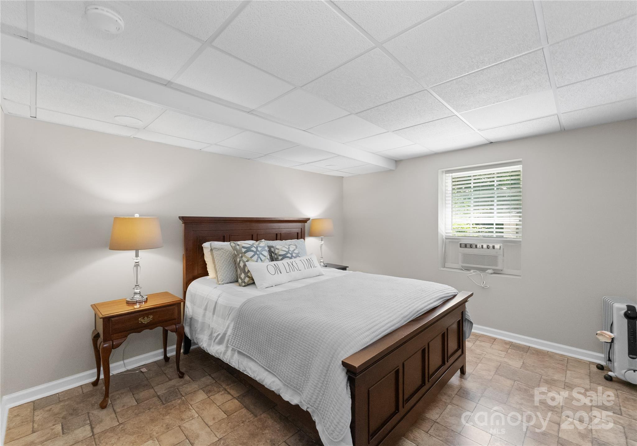 7997 Redbird Lane