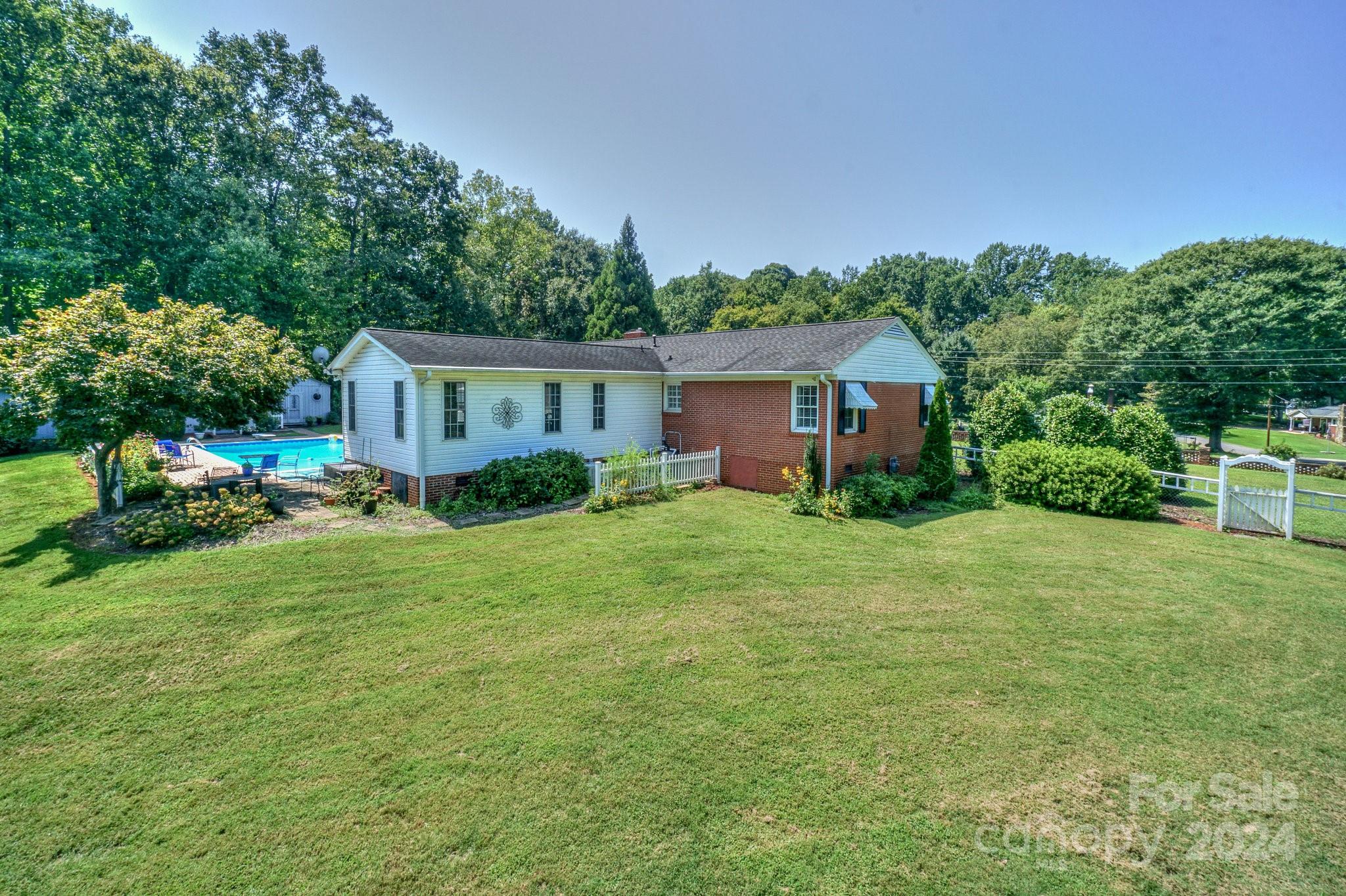 714 Dogwood Street