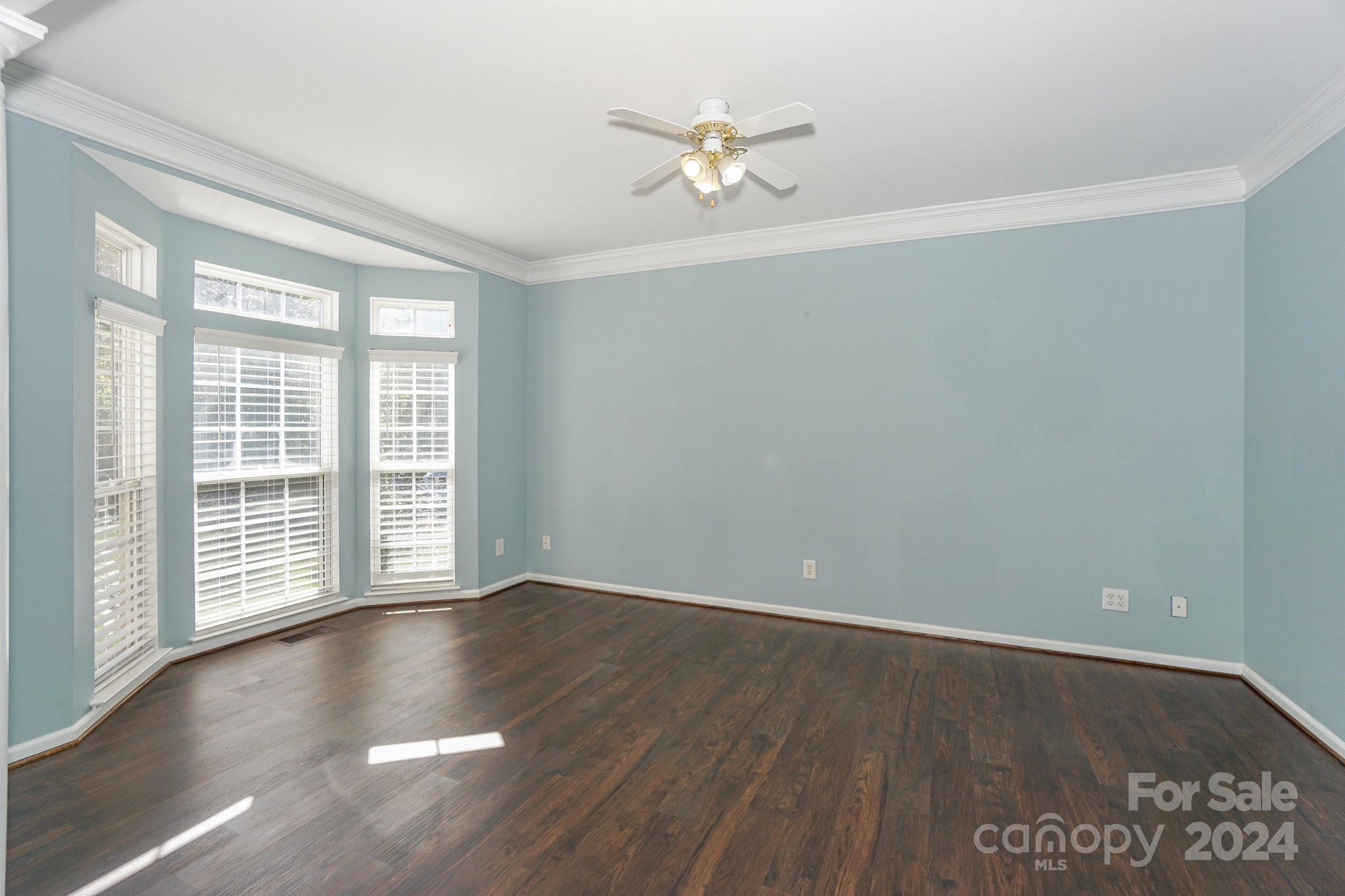 132 Monument Court
