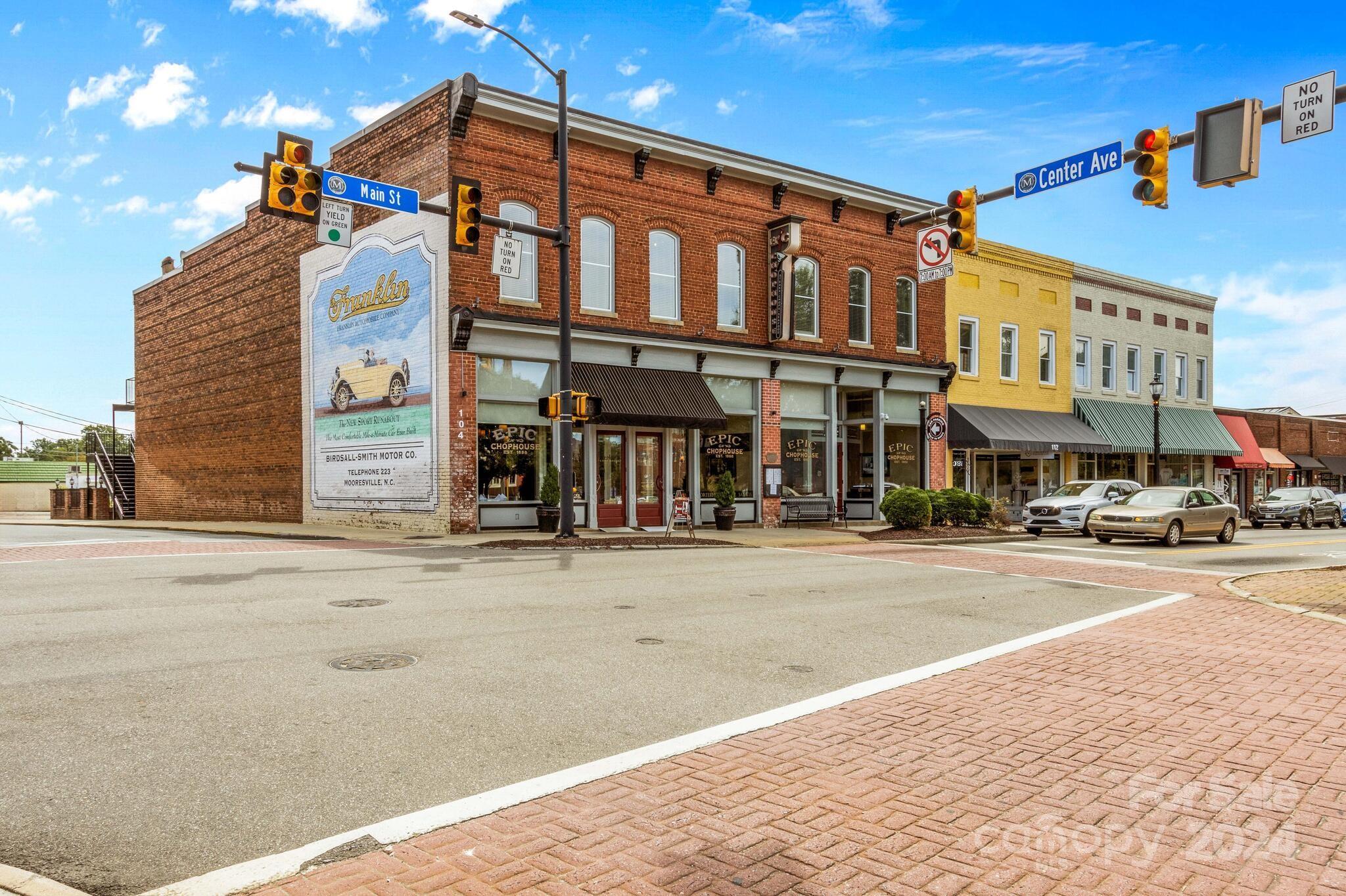 132 Monument Court