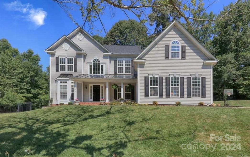 132 Monument Court