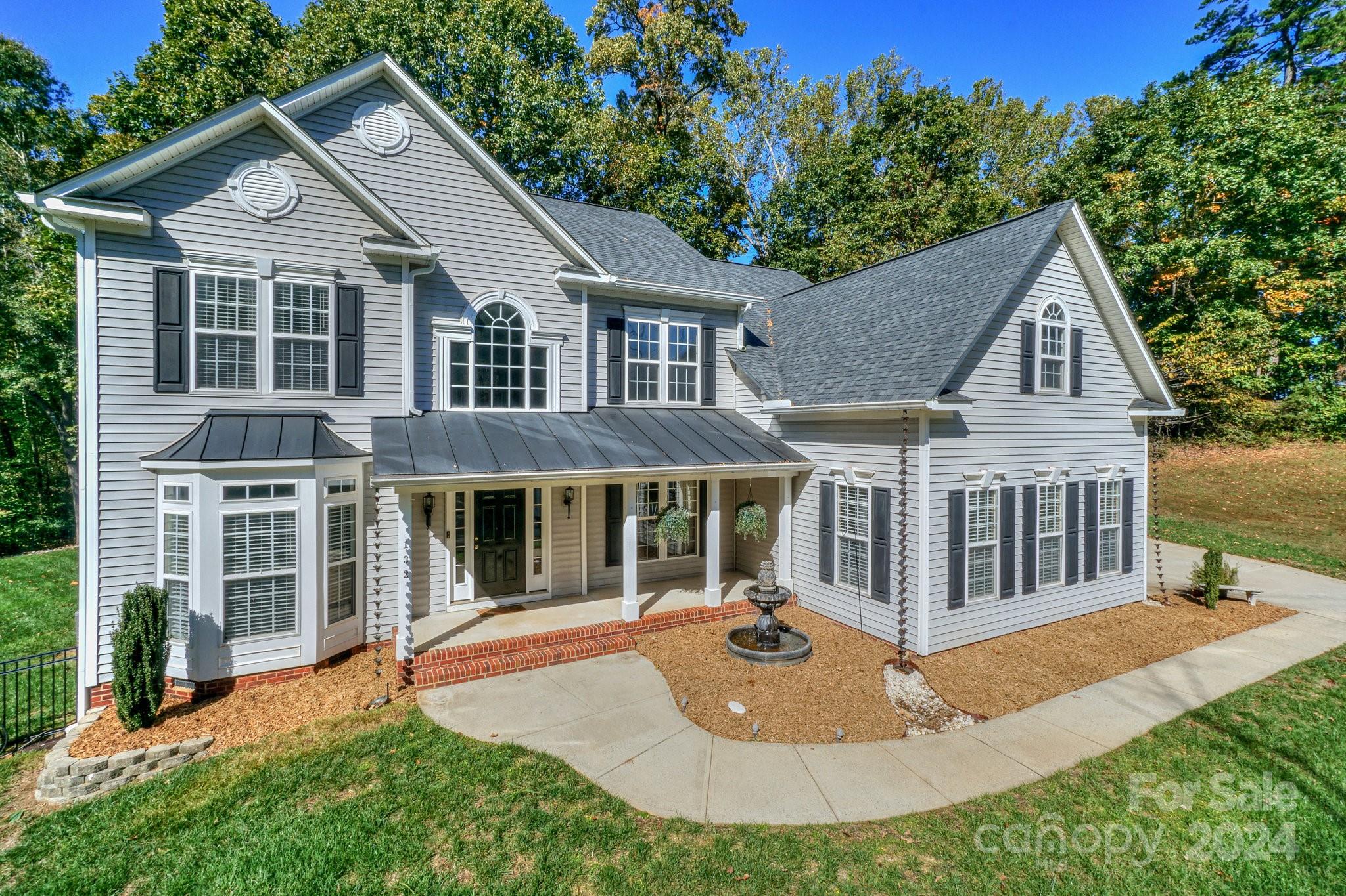 132 Monument Court