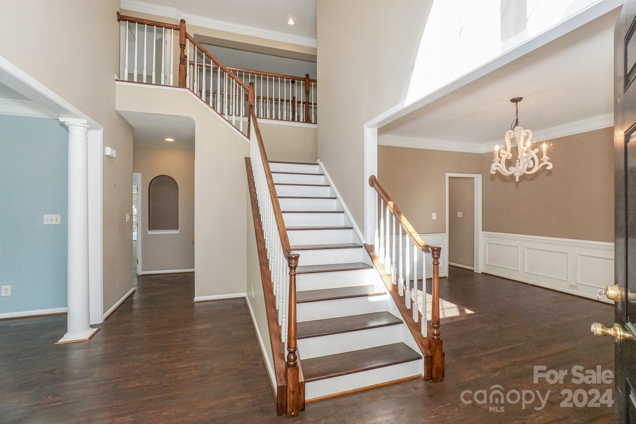 132 Monument Court