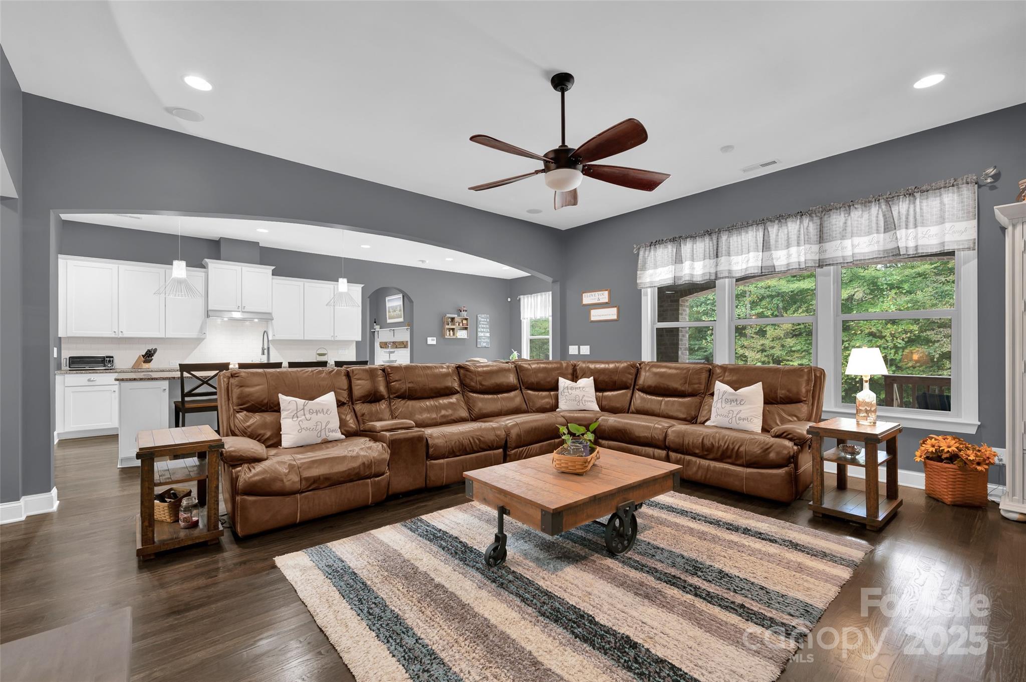 2104 Sweet Clover Way