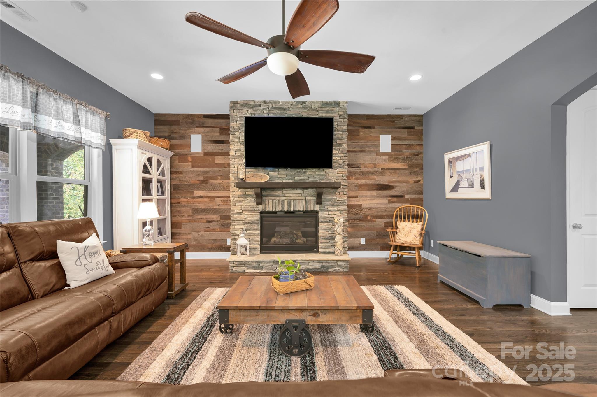 2104 Sweet Clover Way