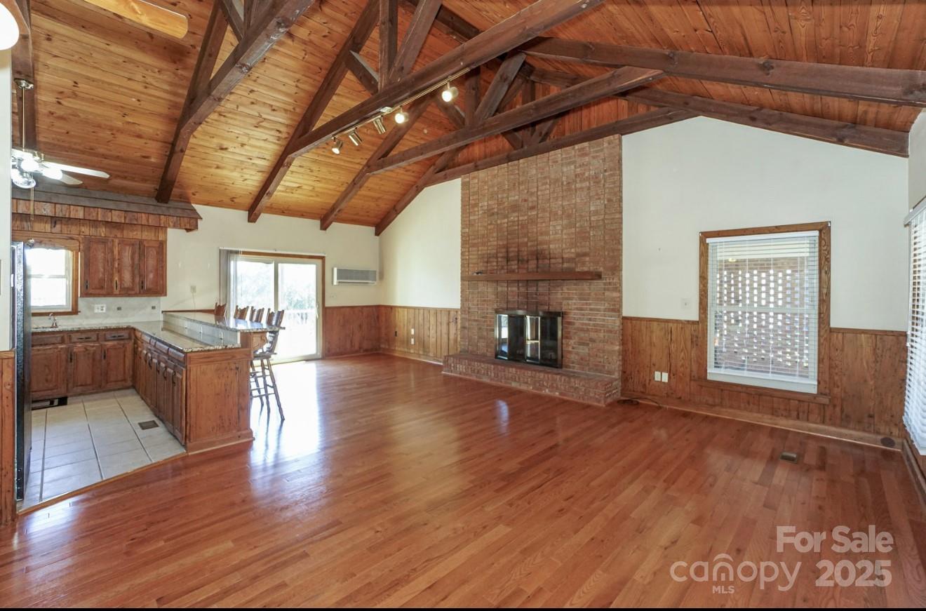 5166 Glenwood Street