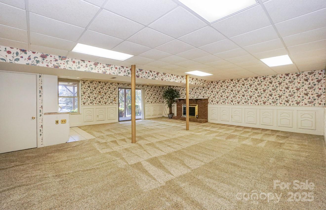 5166 Glenwood Street