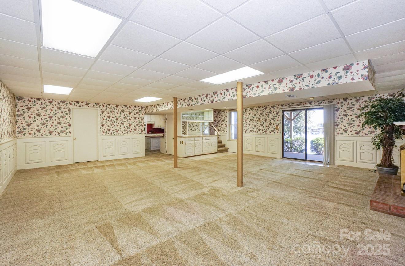 5166 Glenwood Street