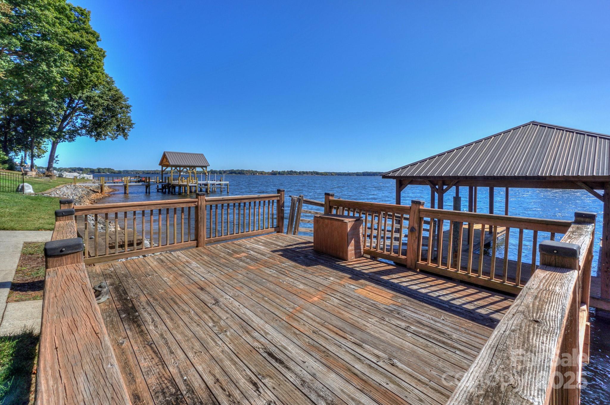 5166 Glenwood Street