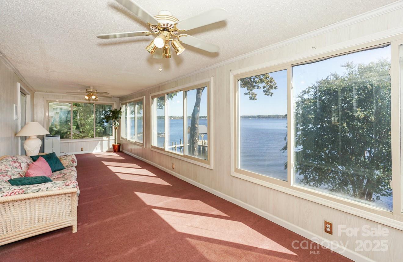 5166 Glenwood Street