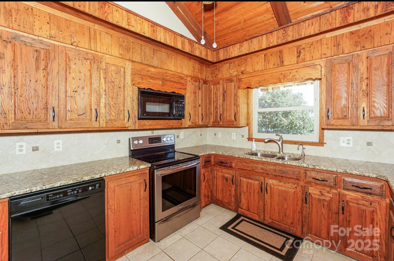 5166 Glenwood Street