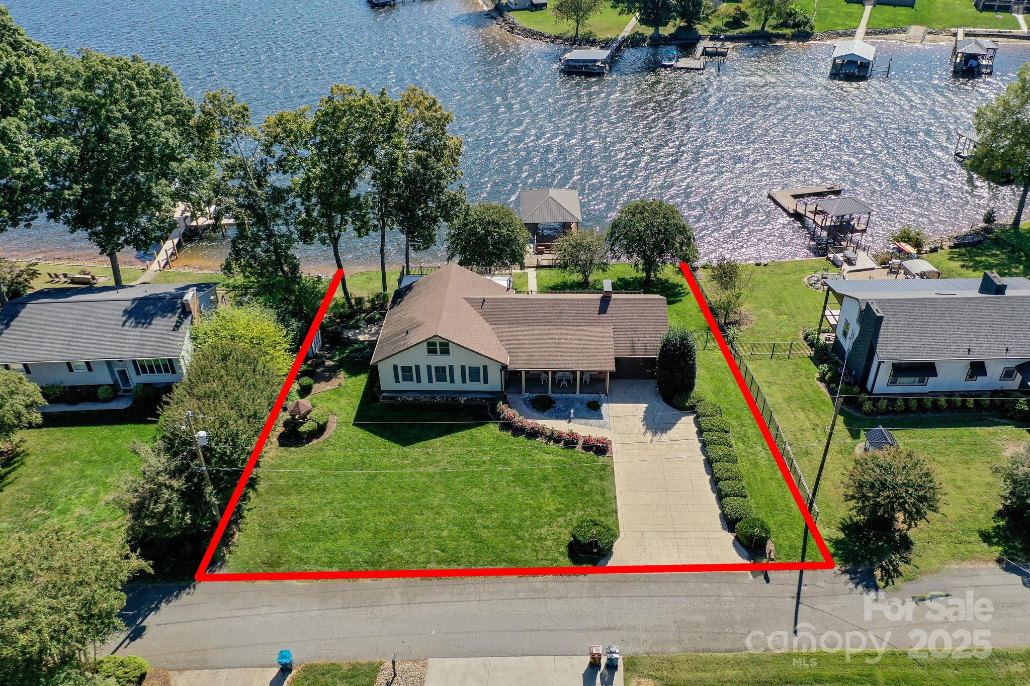 5166 Glenwood Street