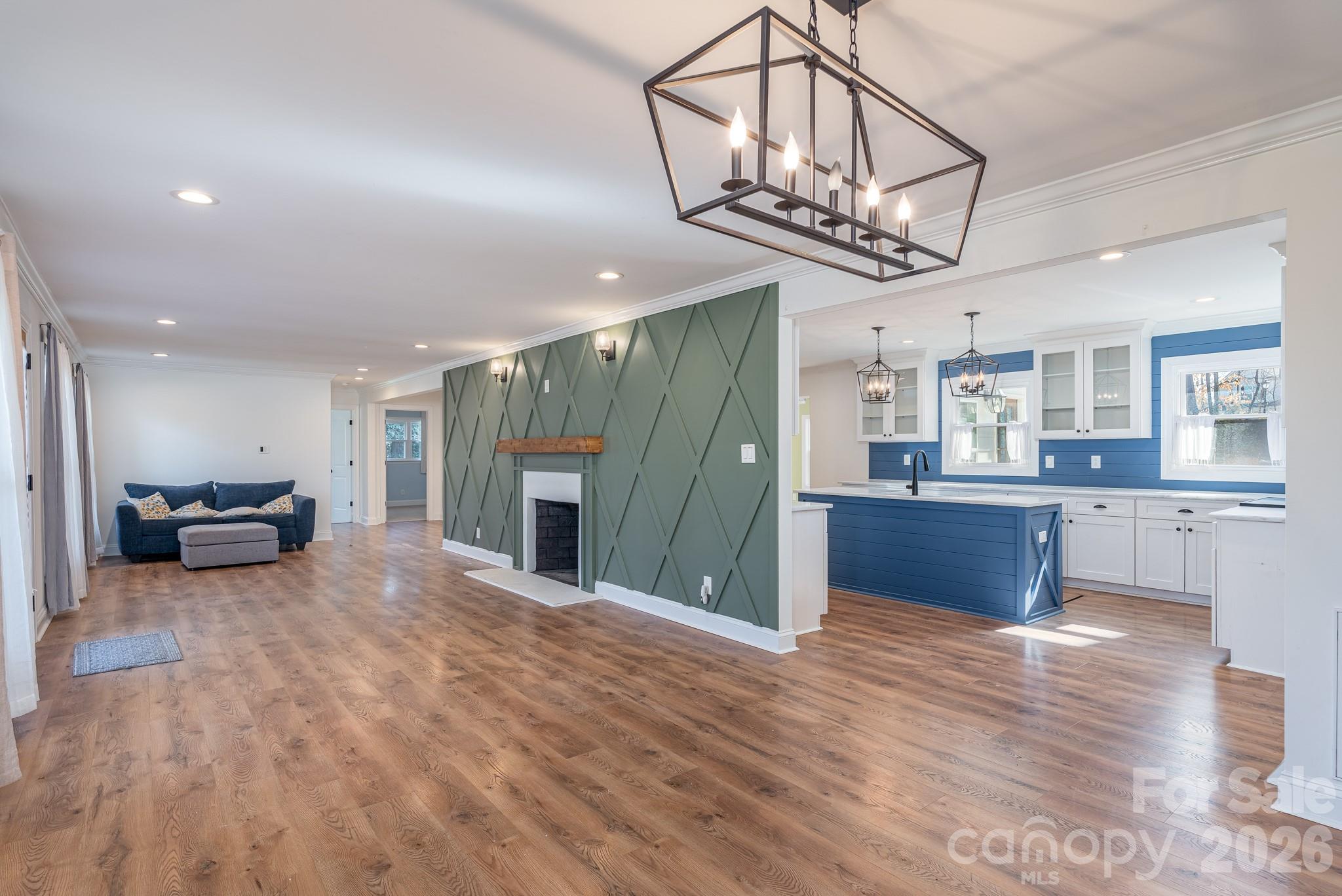 200 Belwood Drive