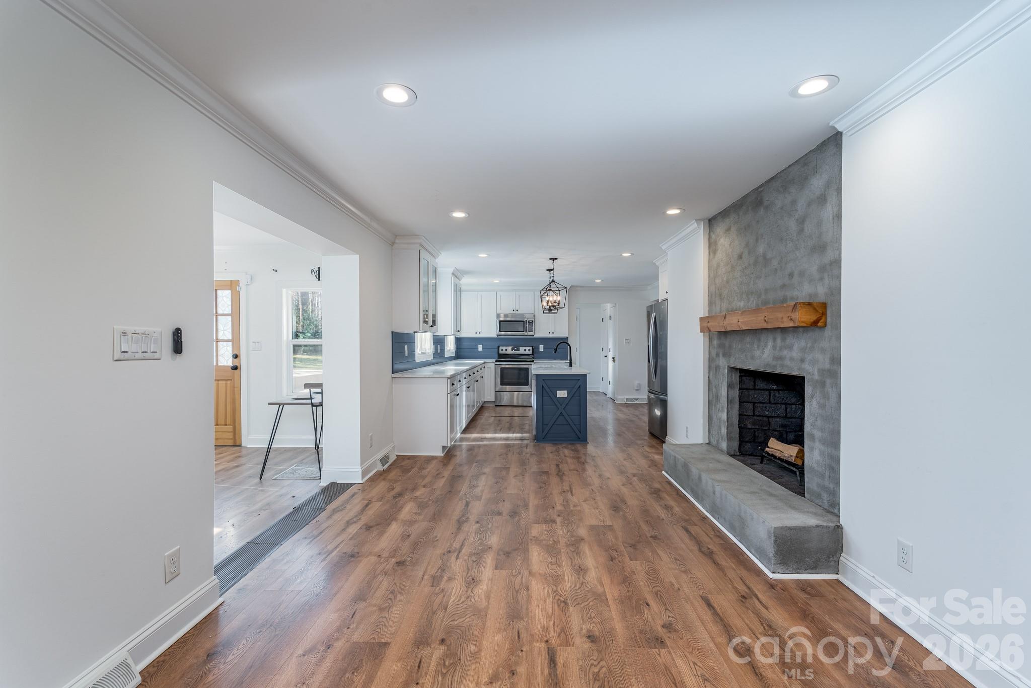 200 Belwood Drive