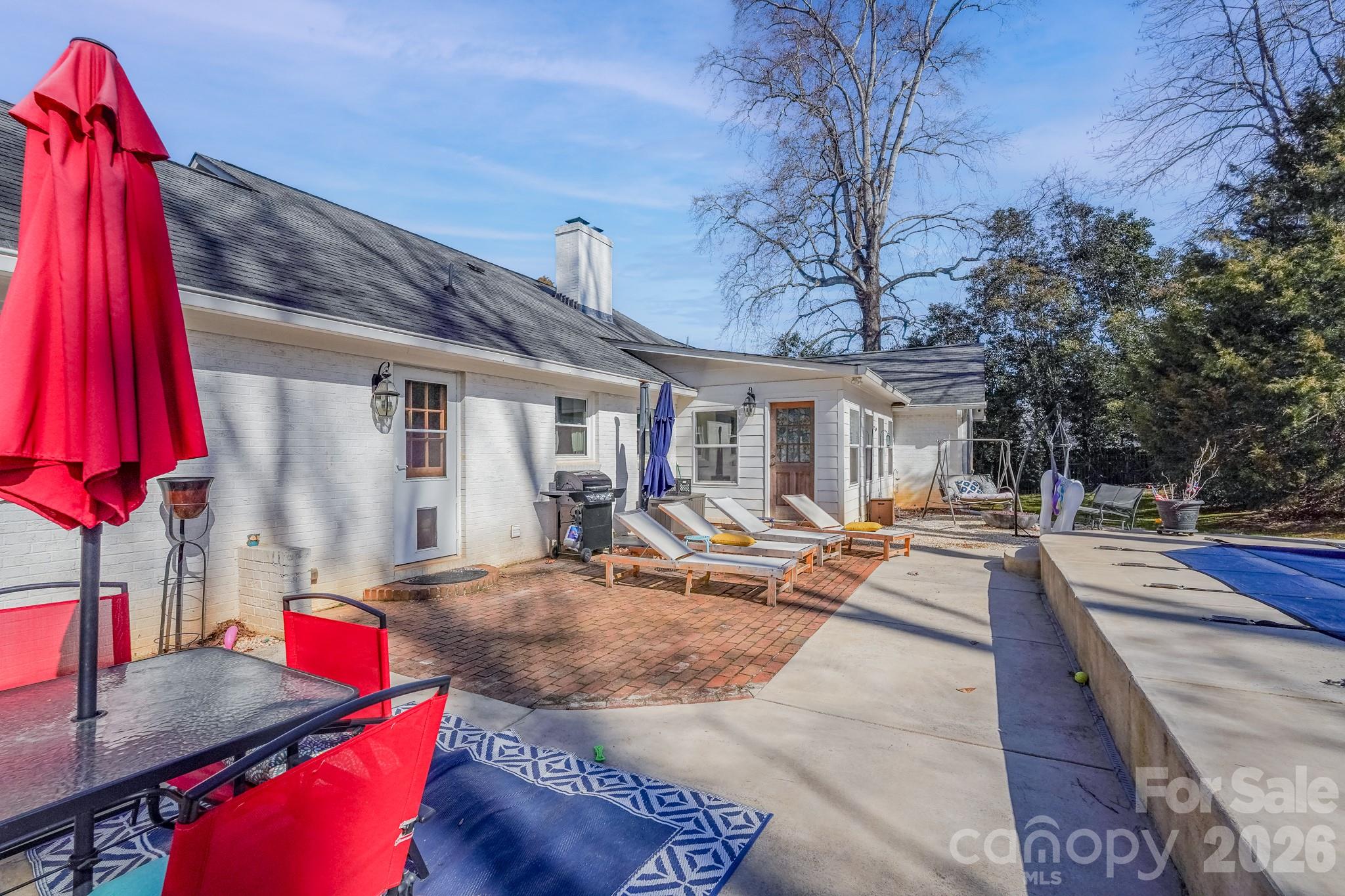 200 Belwood Drive