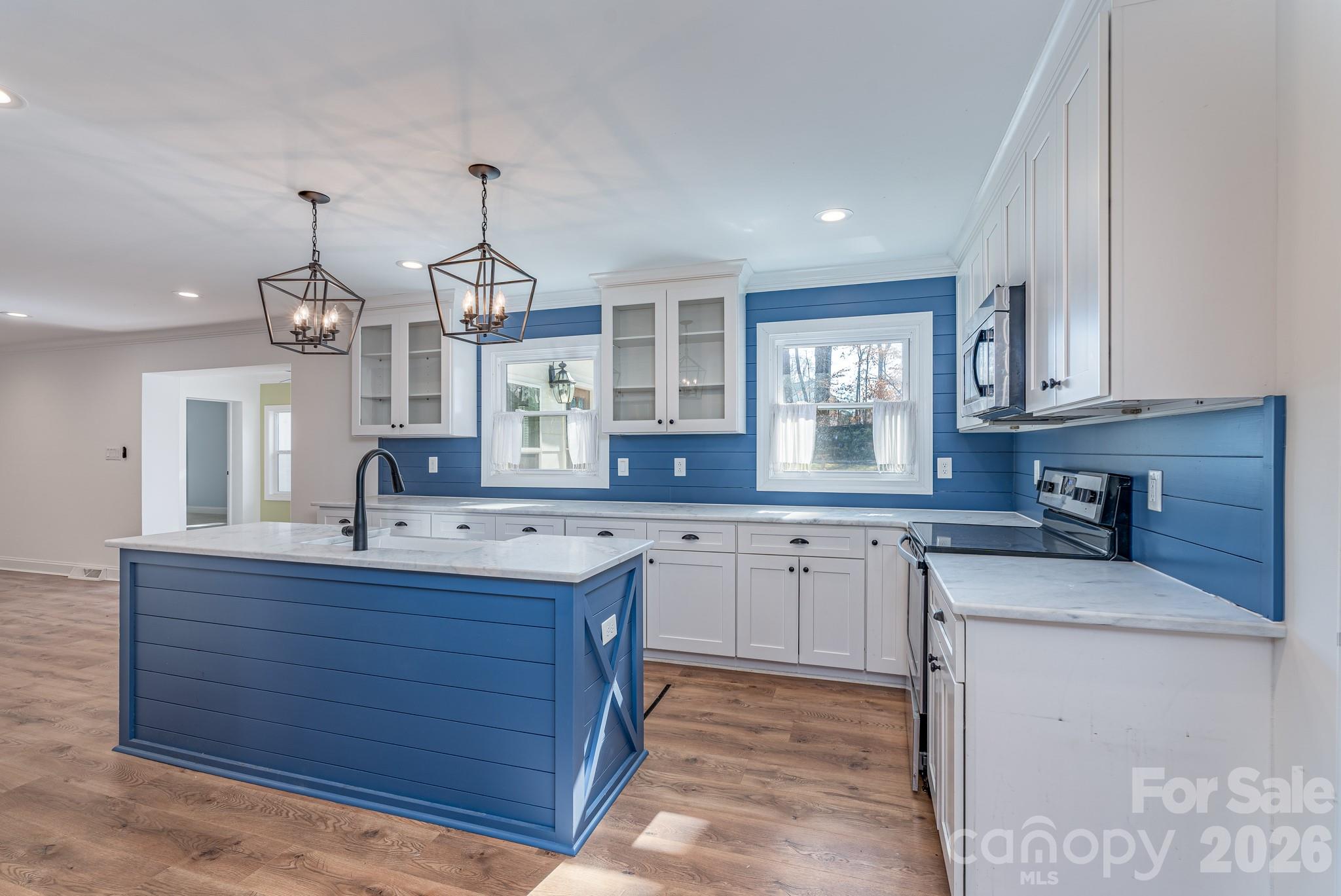 200 Belwood Drive