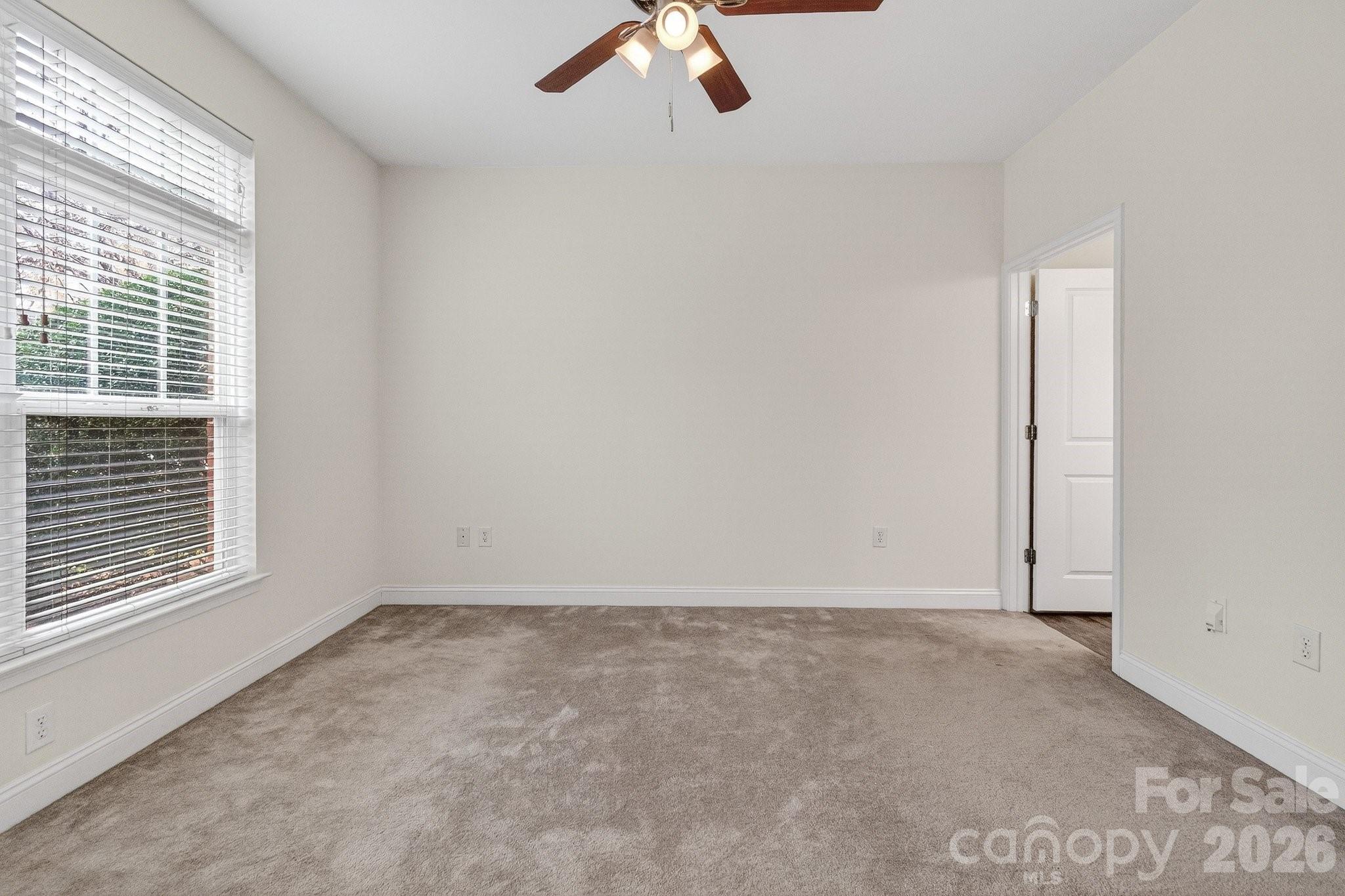 1306 Kenilworth Avenue