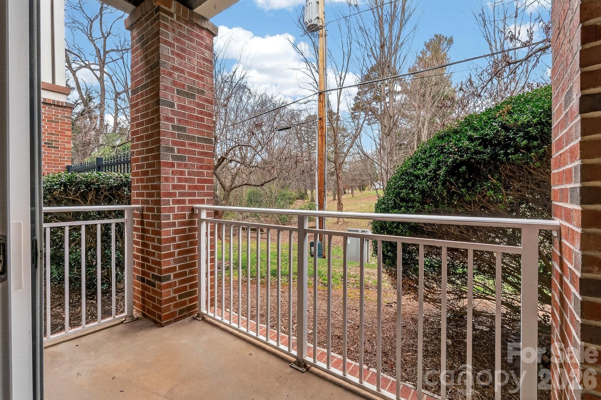 1306 Kenilworth Avenue