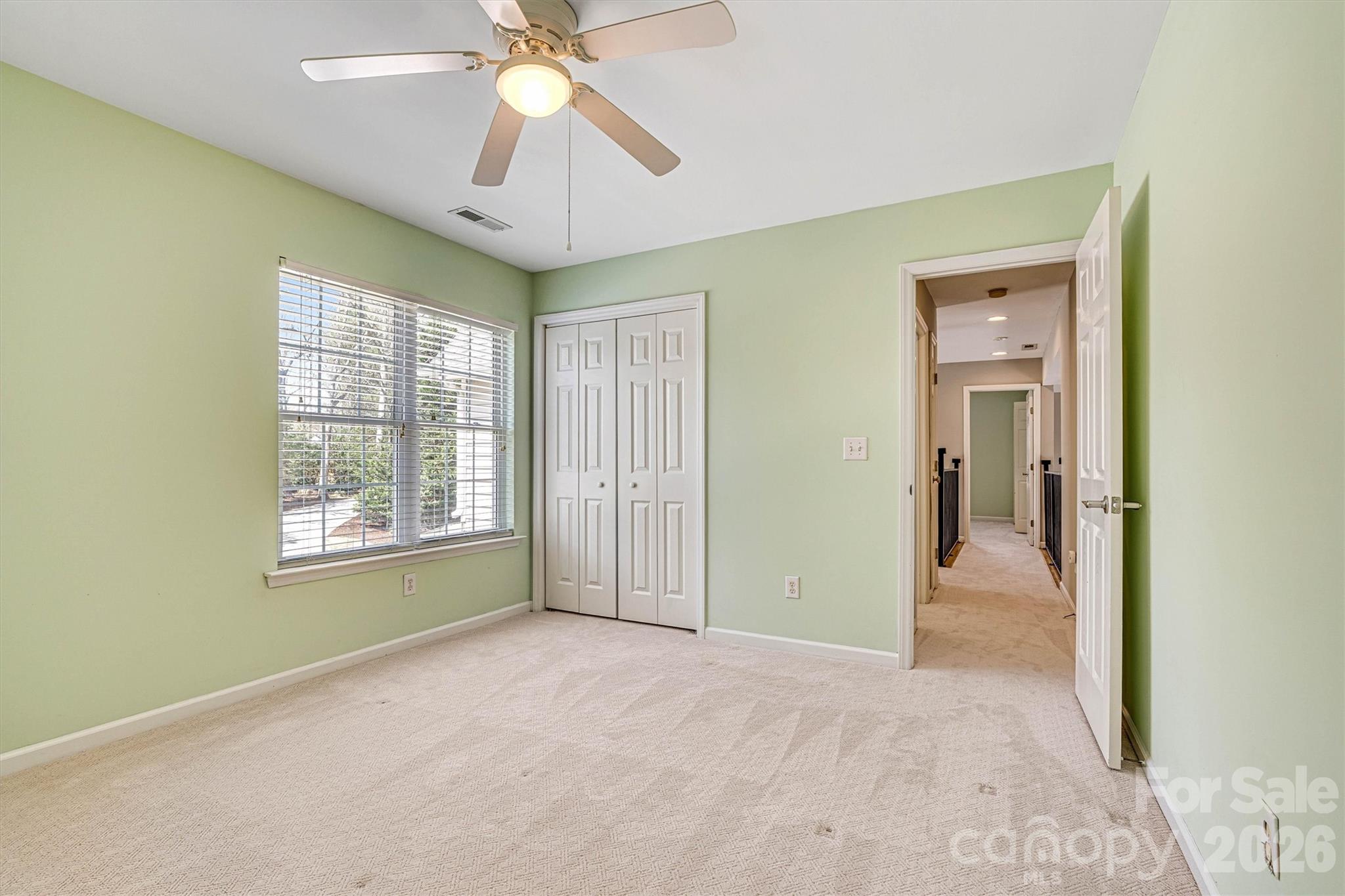 4586 Lynwood Road