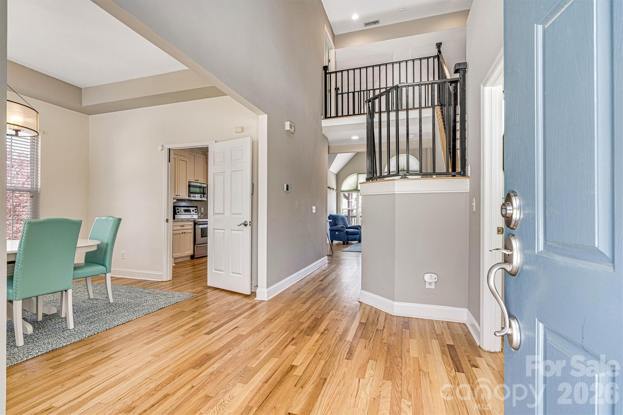 4586 Lynwood Road
