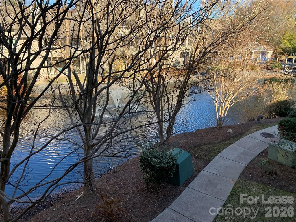 2519 Stockbridge Drive Unit: B