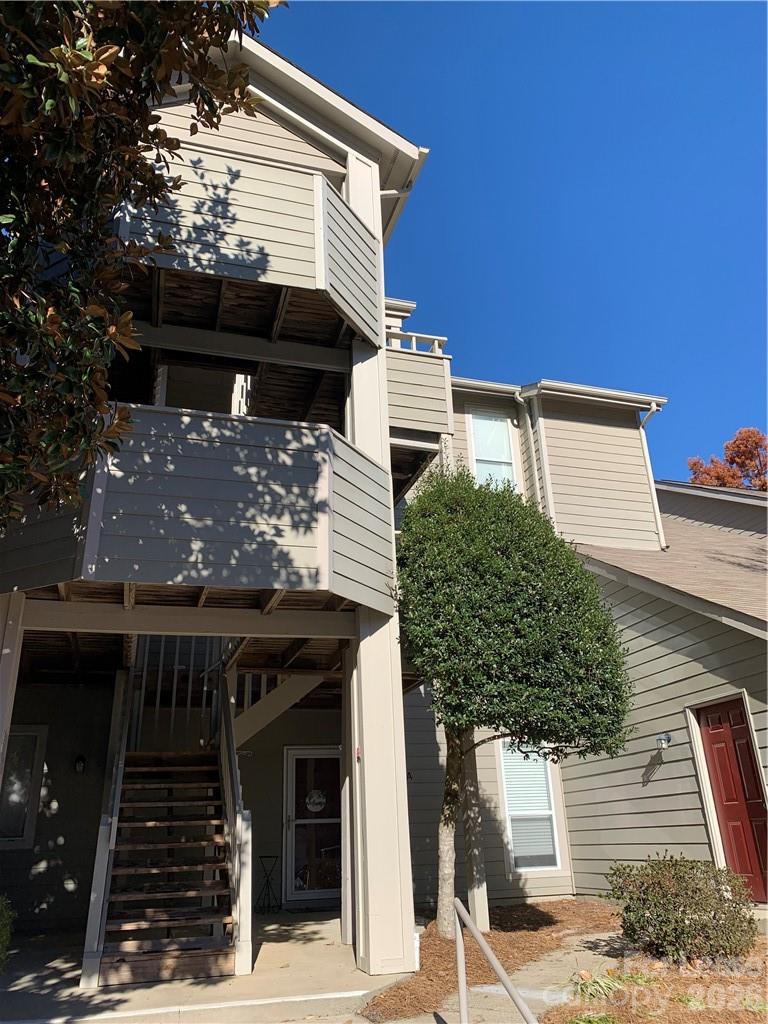 2519 Stockbridge Drive Unit: B