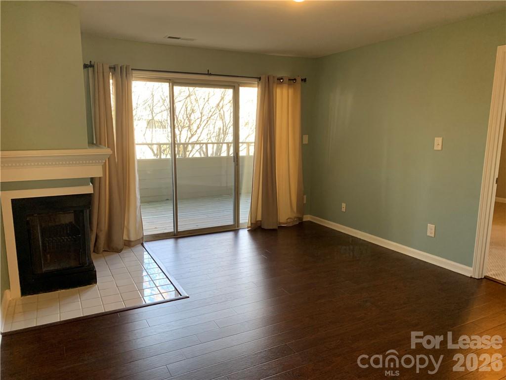 2519 Stockbridge Drive Unit: B